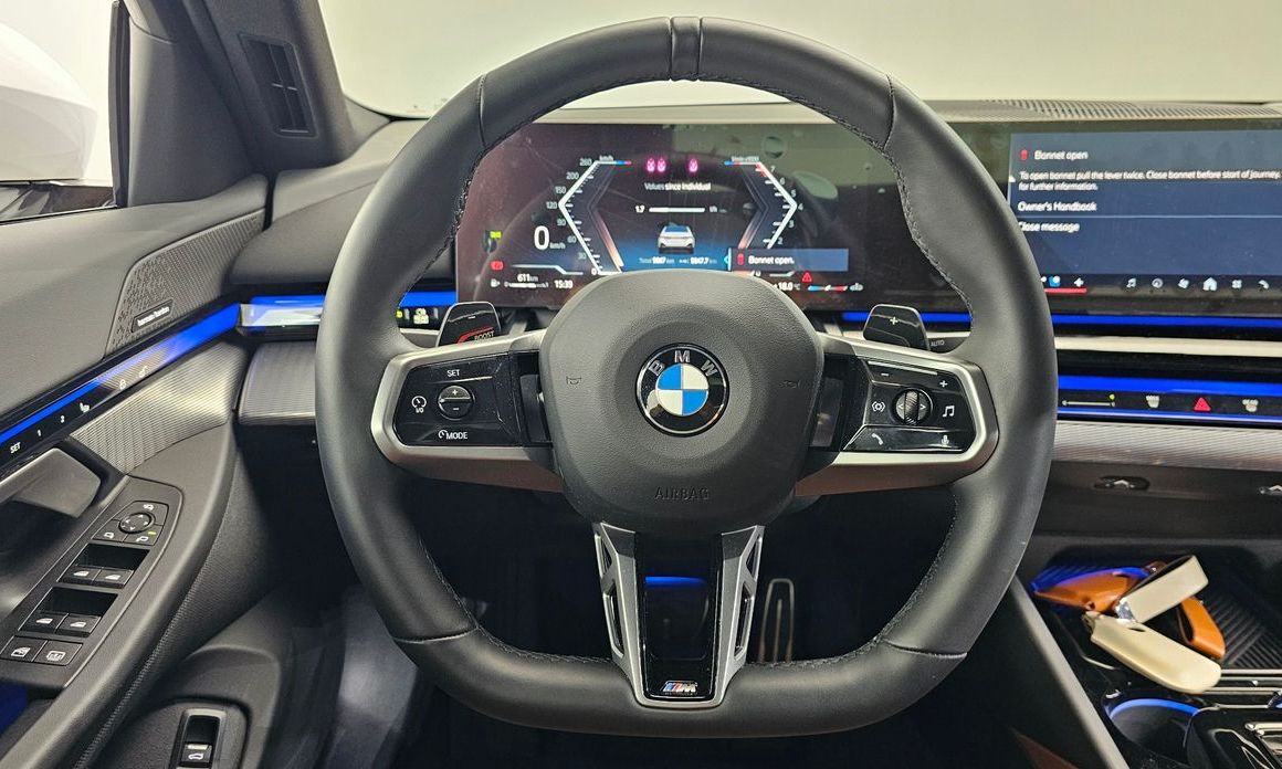 BMW 5-Series 2025