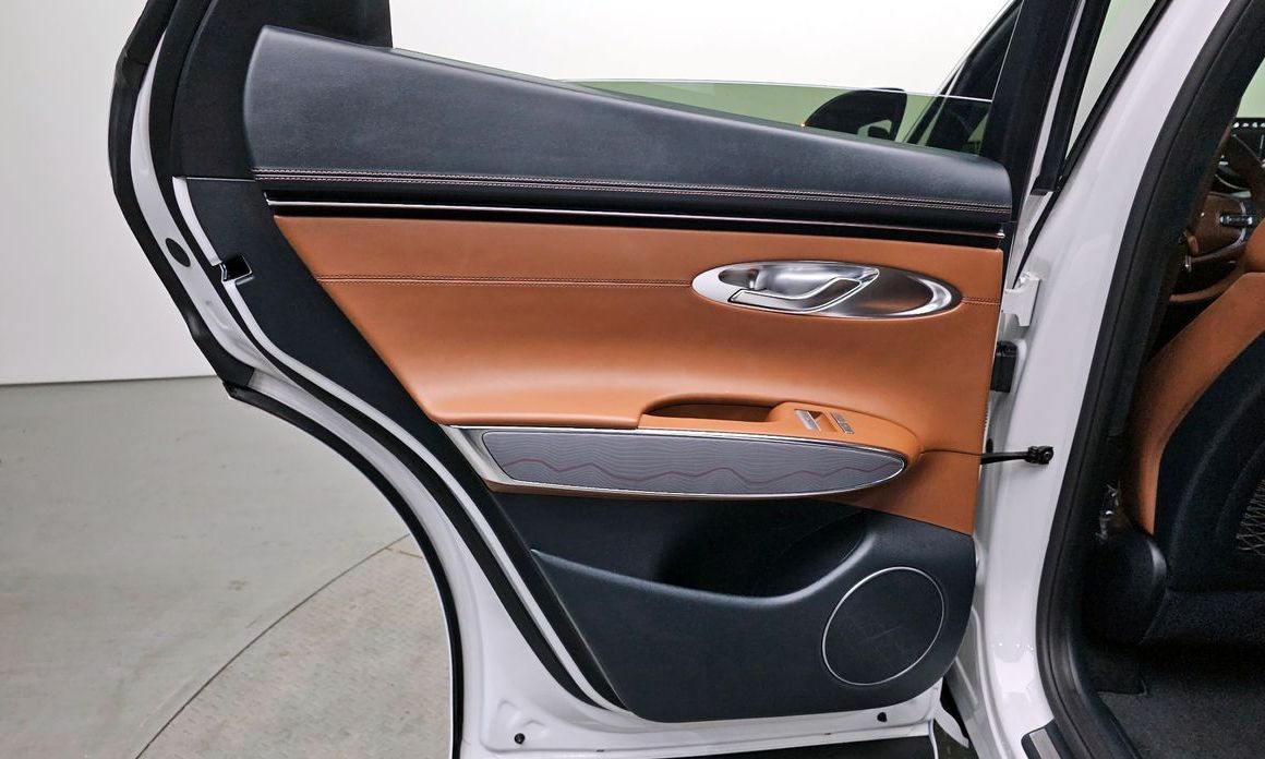 Genesis GV70 2023