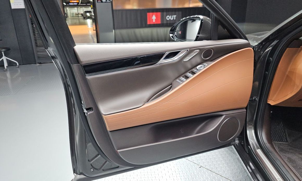 Genesis G80 2023
