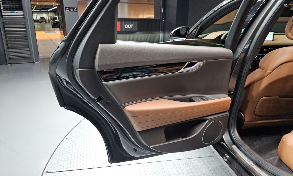 Genesis G80 2023