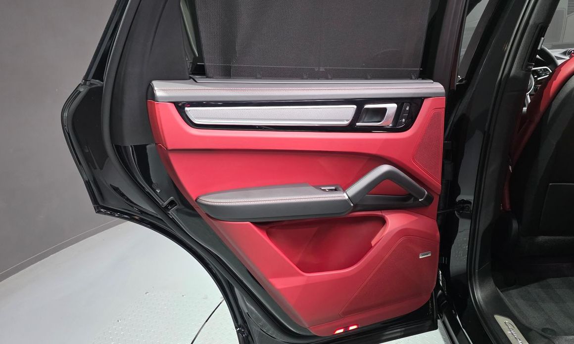 Porsche Cayenne 2023
