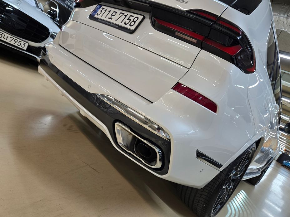 BMW X7 2024