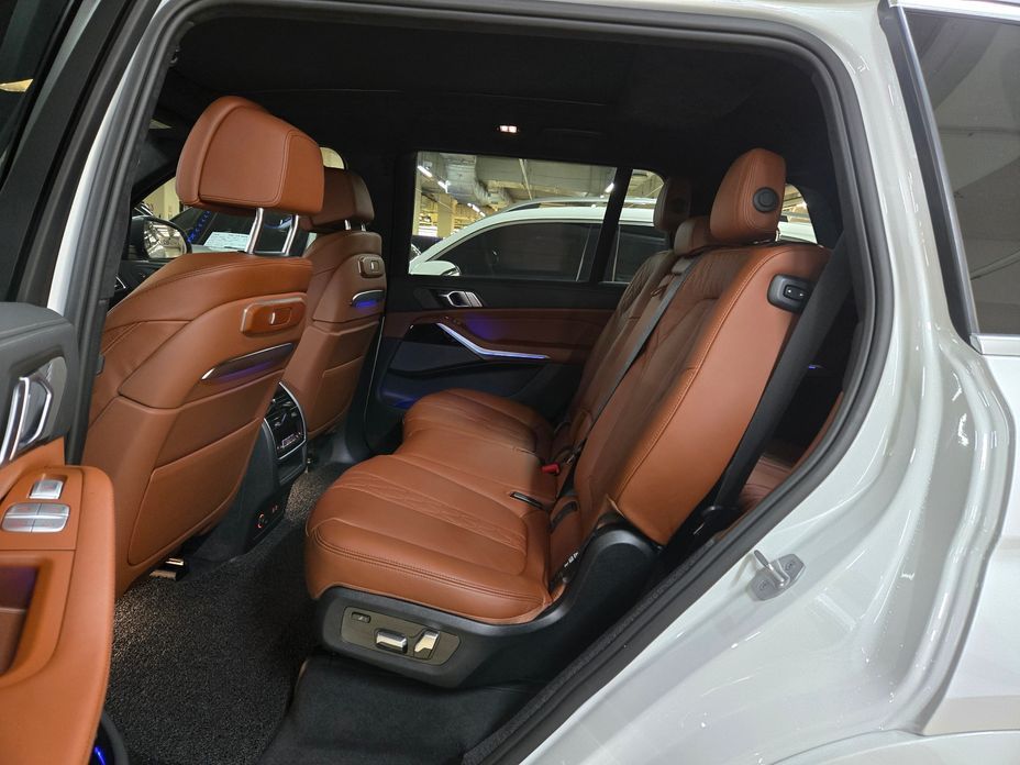 BMW X7 2024