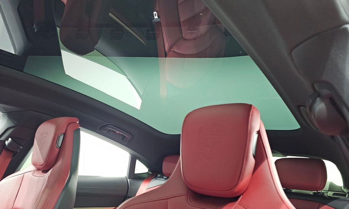 Porsche Taycan 2023
