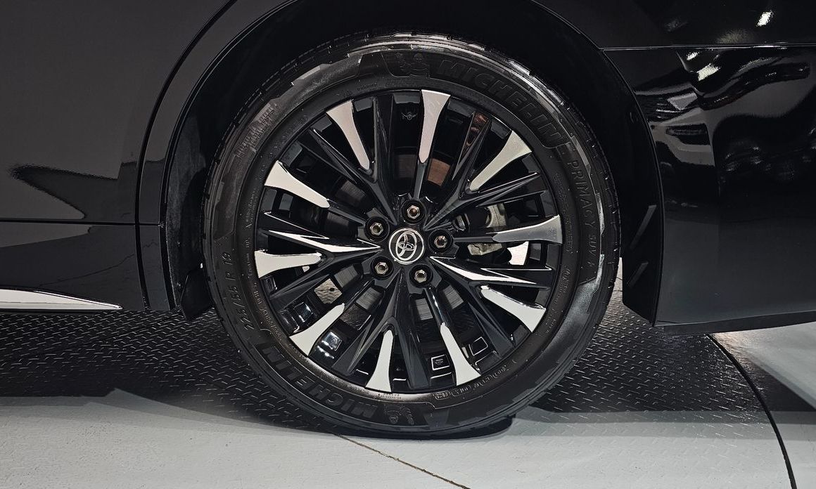 Toyota Alphard 2025