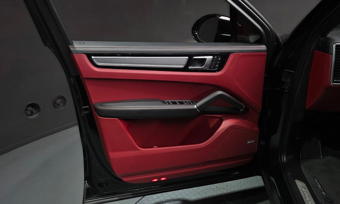 Porsche Cayenne 2023
