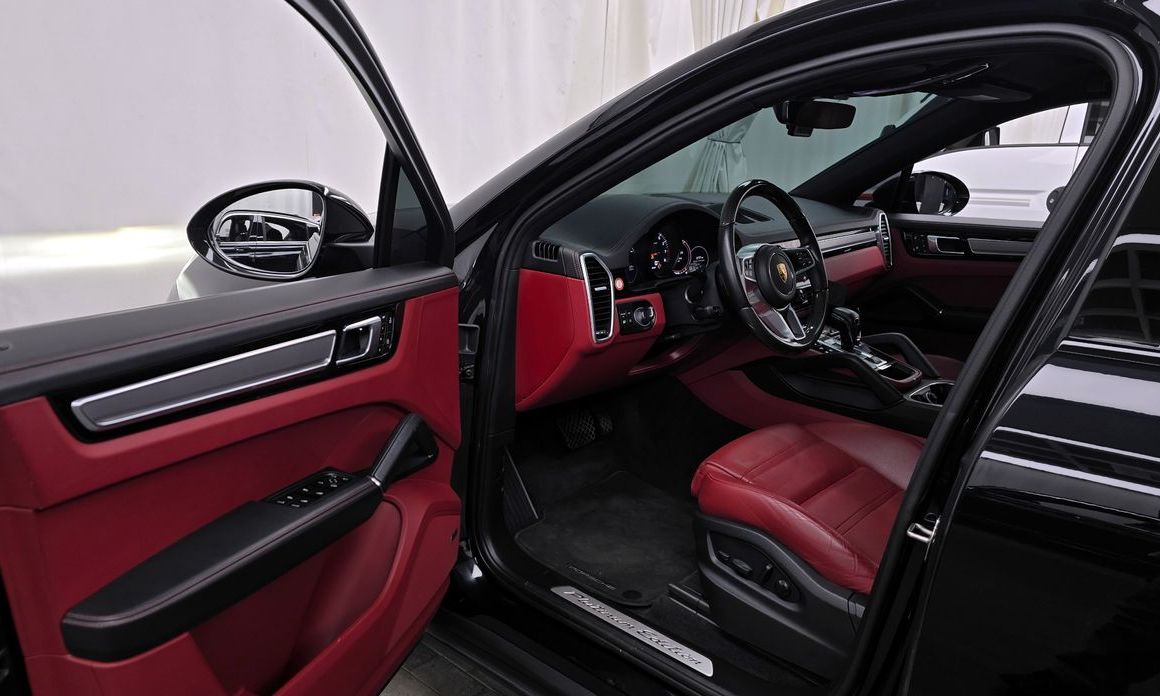 Porsche Cayenne 2022