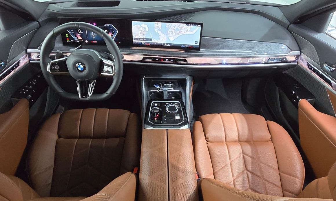 BMW 7-Series 2024