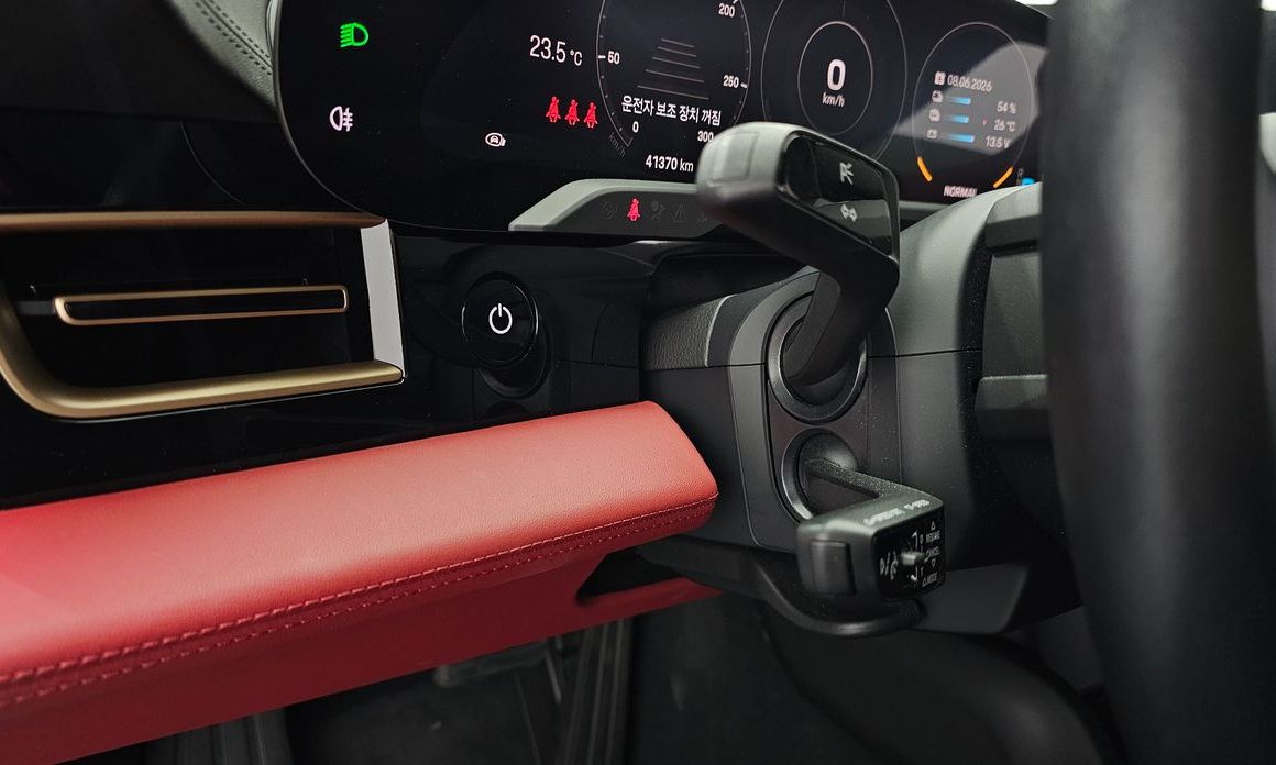 Porsche Taycan 2023
