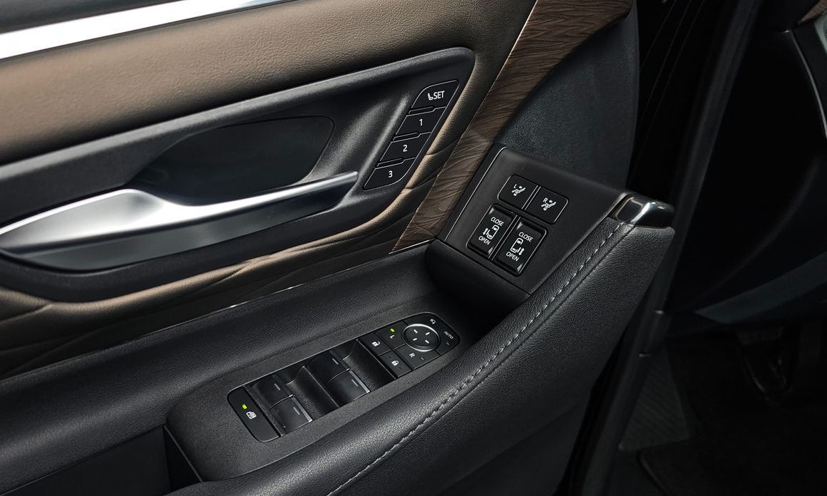 Toyota Alphard 2025