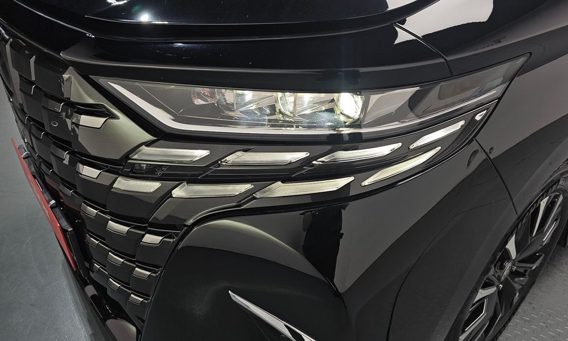 Toyota Alphard 2025