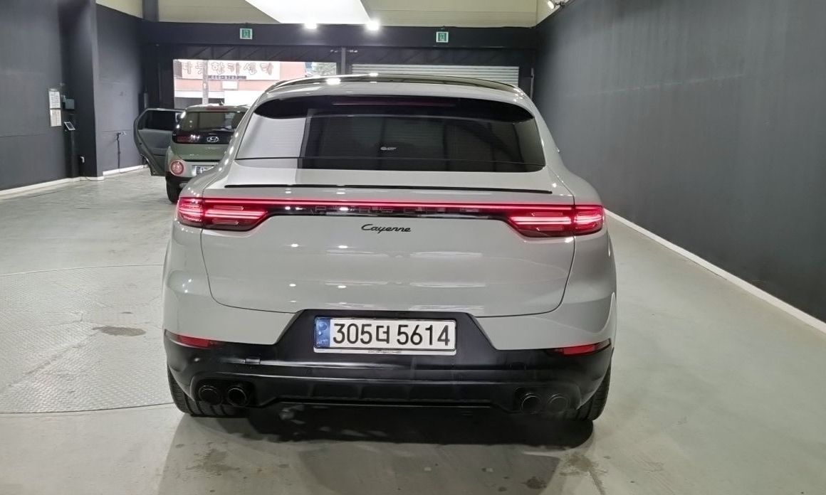 Porsche Cayenne 2023