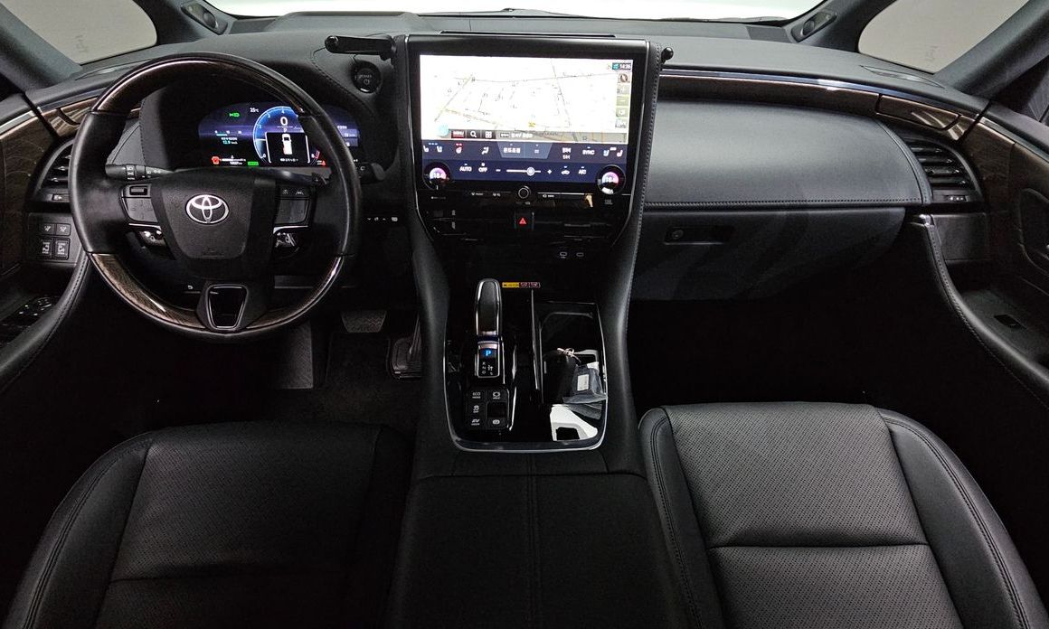 Toyota Alphard 2025