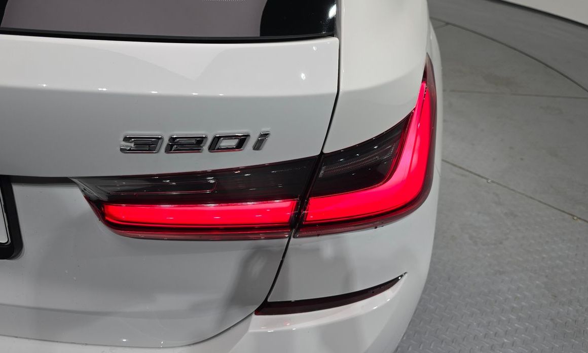 BMW 3-Series 2022