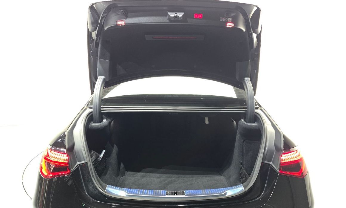 Mercedes-Benz S-Class 2026