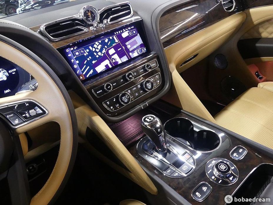 Bentley Bentayga 2022