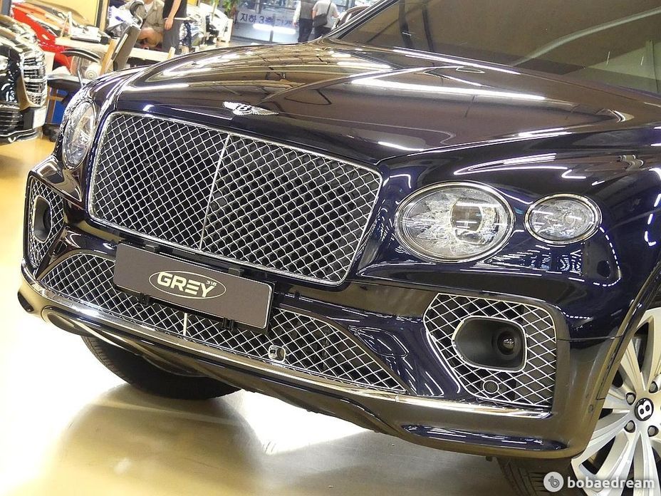 Bentley Bentayga 2022