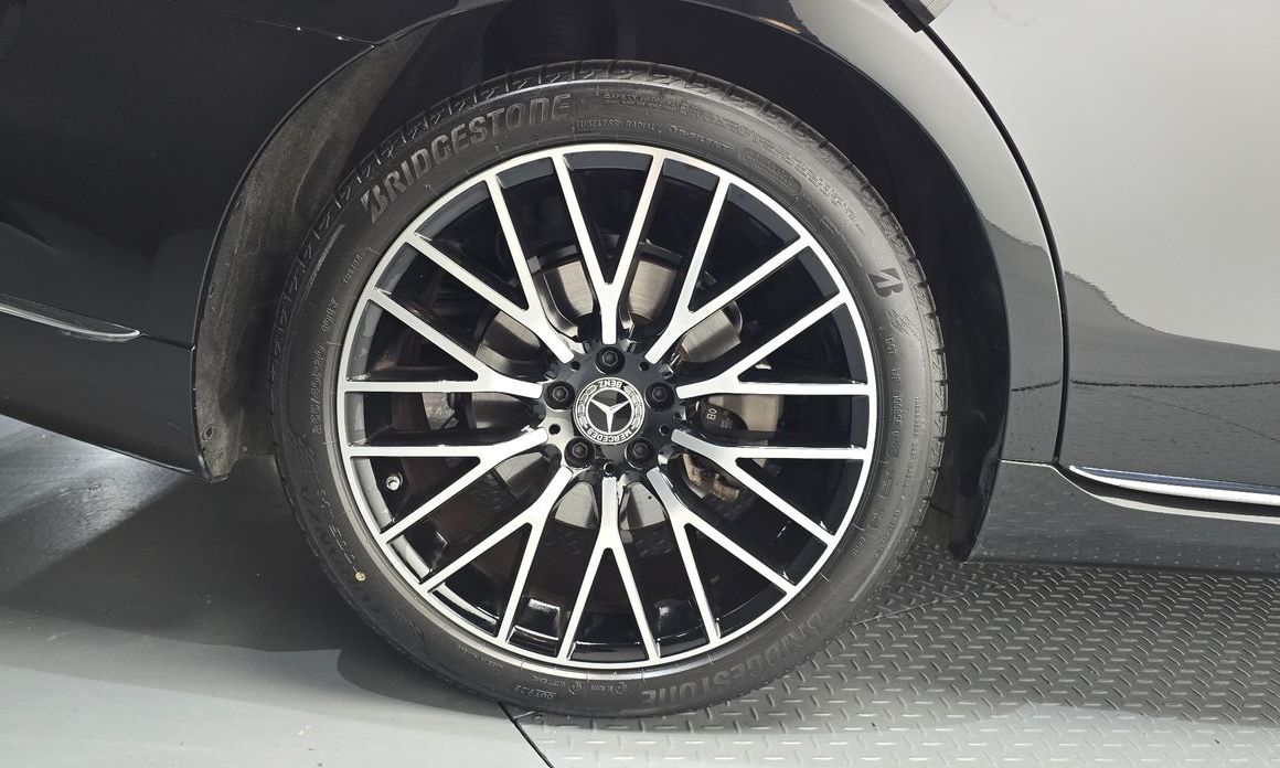 Mercedes-Benz S-Class 2026