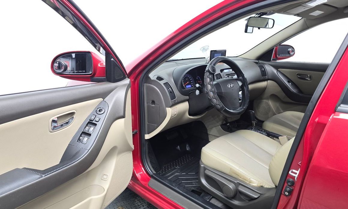 Hyundai AVANTE 2010