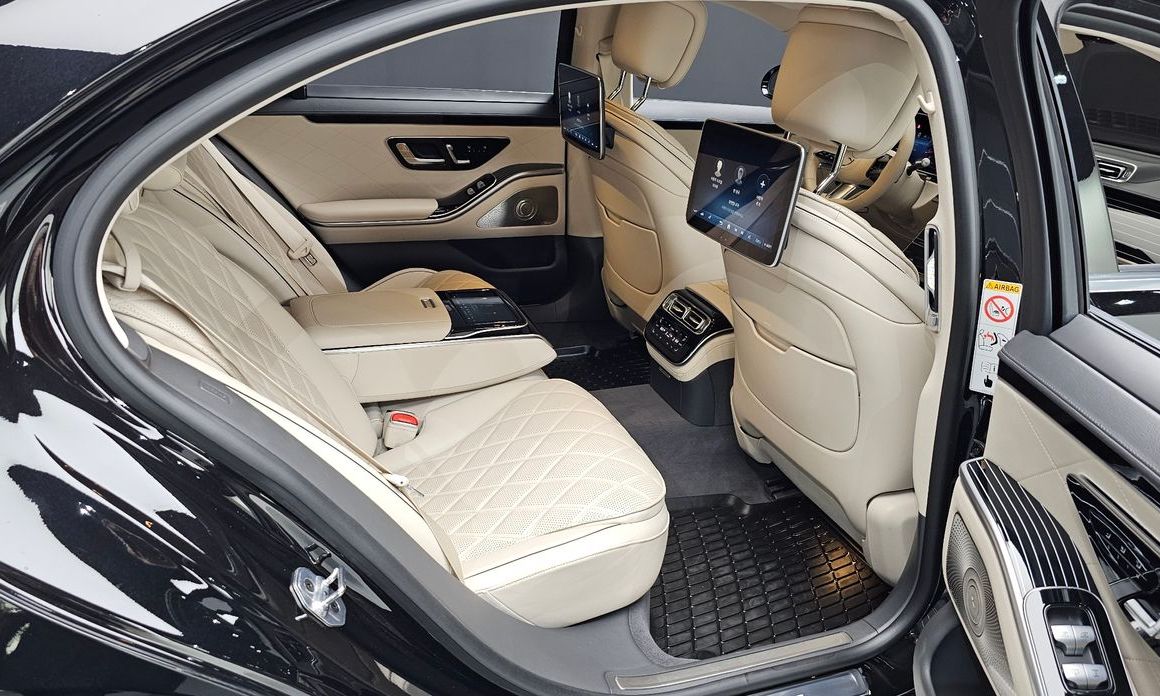Mercedes-Benz S-Class 2025