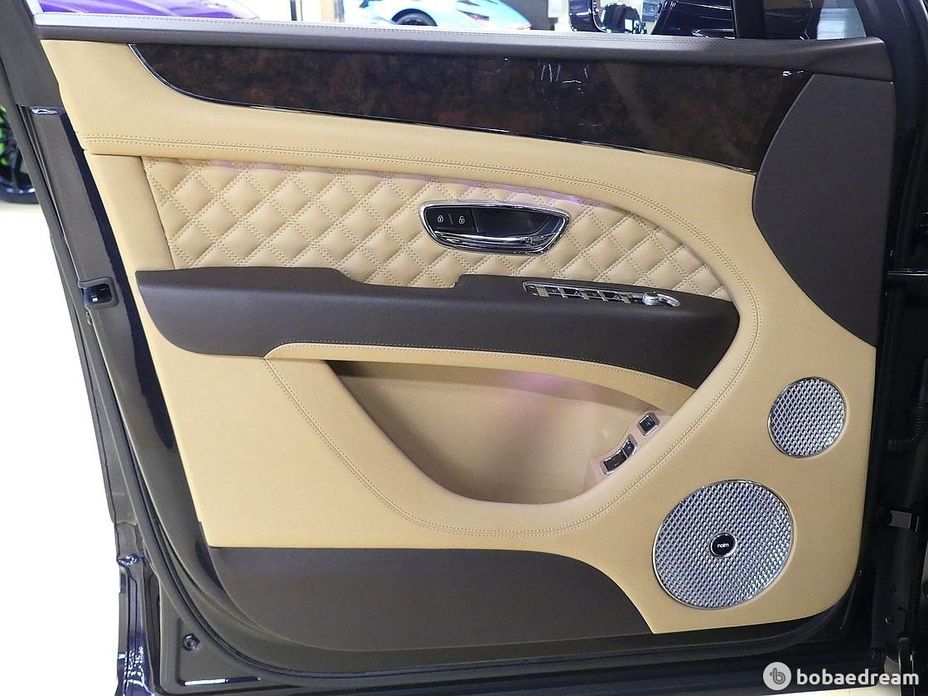 Bentley Bentayga 2022