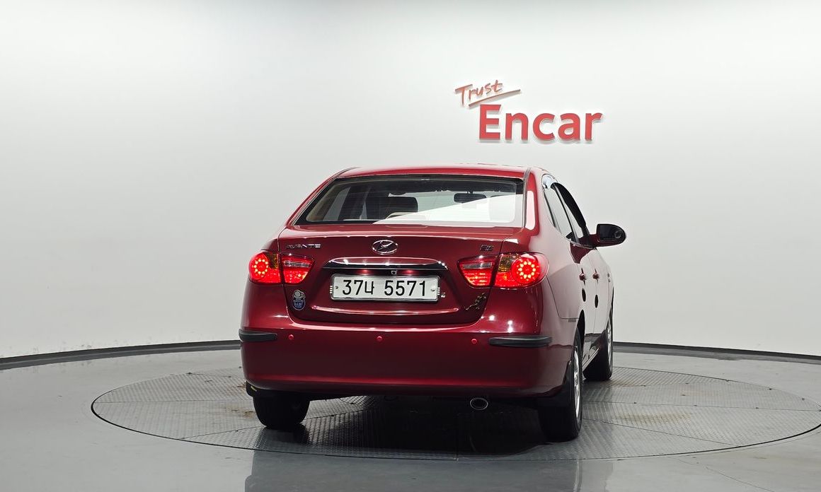 Hyundai AVANTE 2010