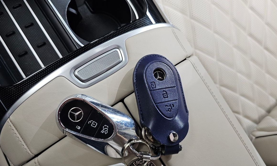 Mercedes-Benz S-Class 2025