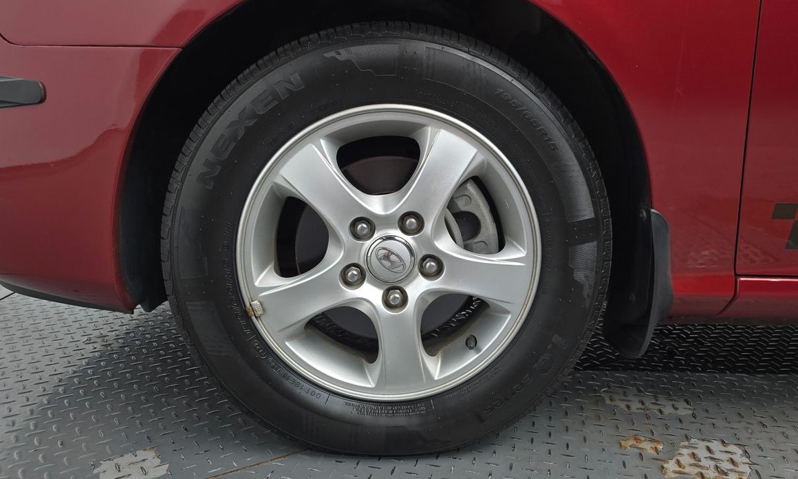 Hyundai AVANTE 2010