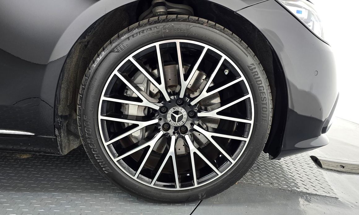 Mercedes-Benz S-Class 2026