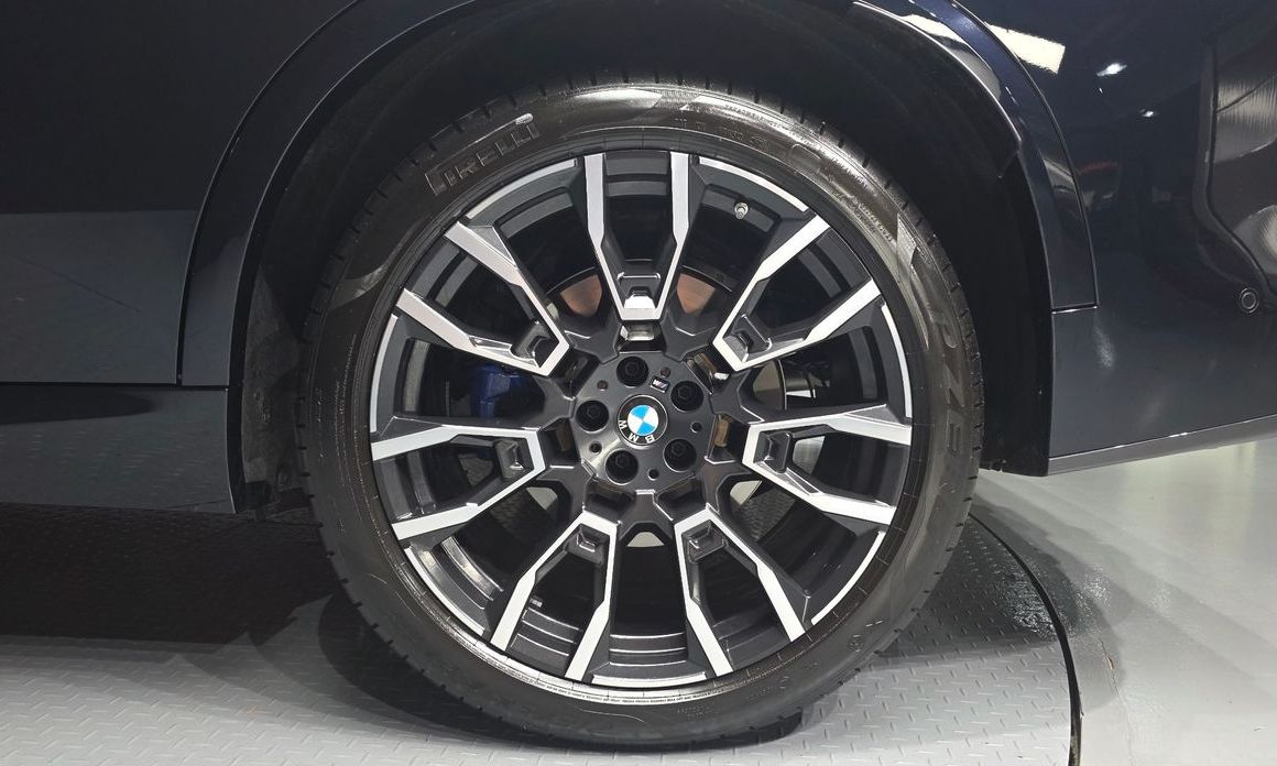 BMW X5 2025