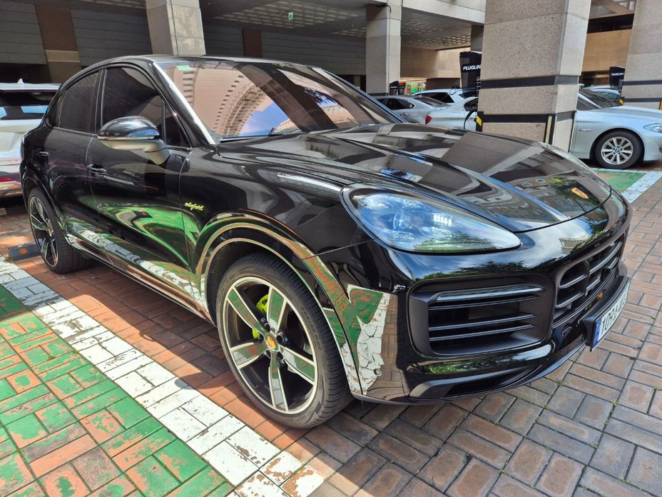 Porsche Cayenne 2023