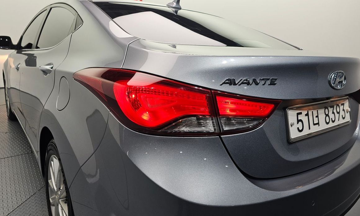 Hyundai AVANTE 2014