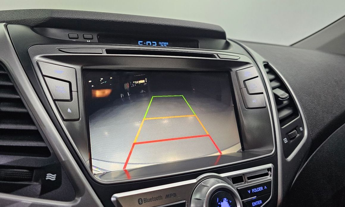 Hyundai AVANTE 2014