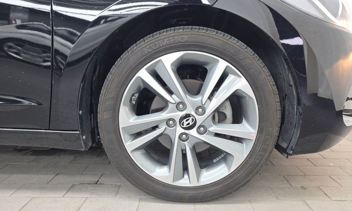 Hyundai AVANTE 2018
