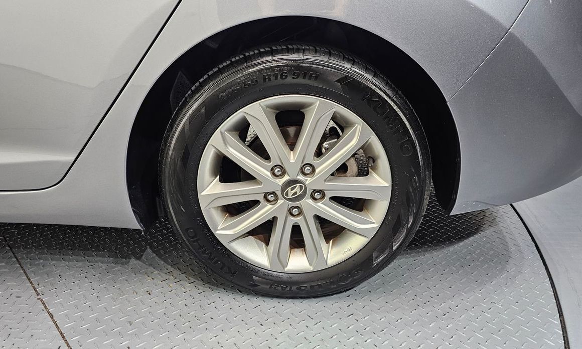 Hyundai AVANTE 2014
