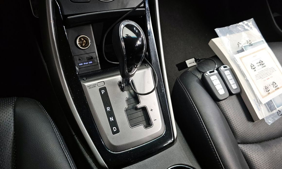 Hyundai AVANTE 2013
