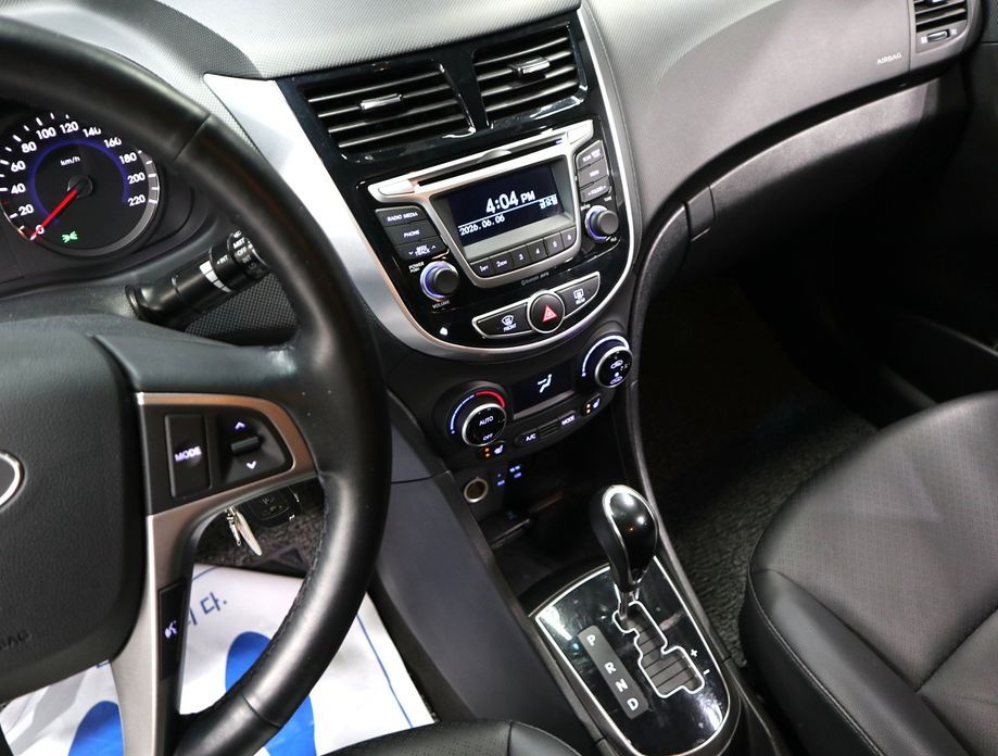 Hyundai Accent 2016
