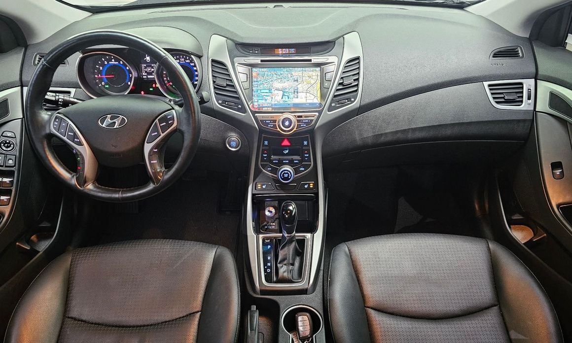 Hyundai AVANTE 2014