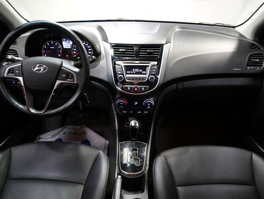 Hyundai Accent 2016