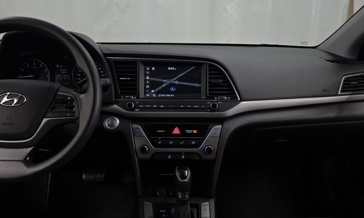 Hyundai AVANTE 2018