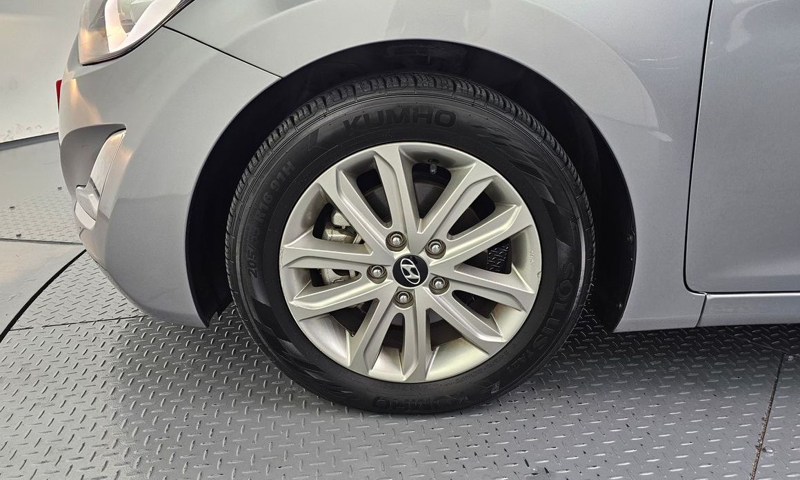 Hyundai AVANTE 2014