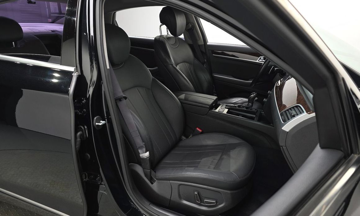 Hyundai Genesis 2015
