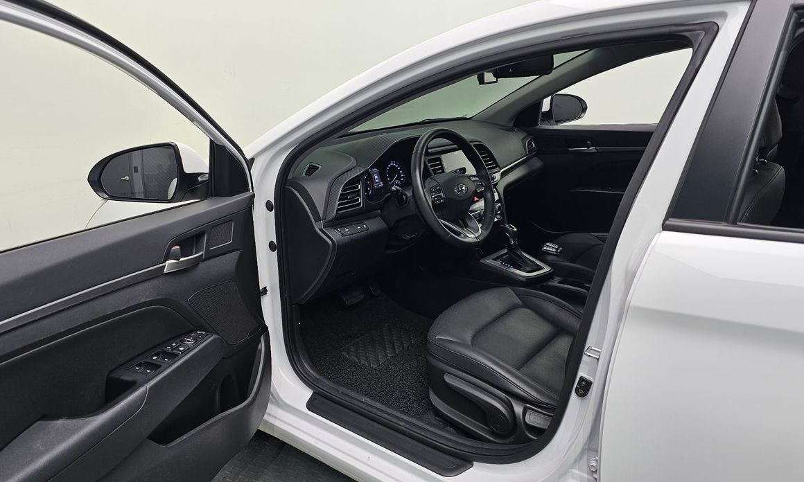 Hyundai AVANTE 2020