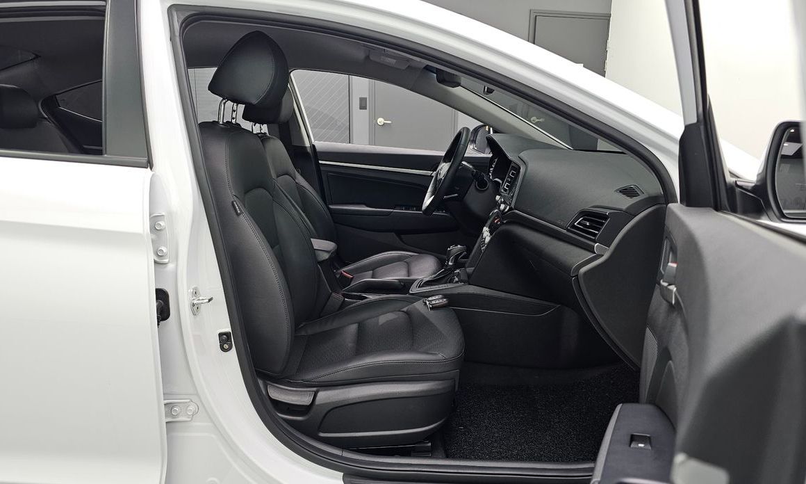 Hyundai AVANTE 2020