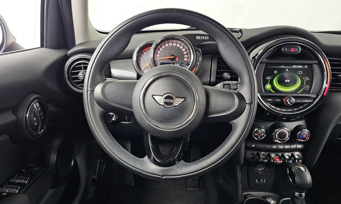 Mini Cooper 2018