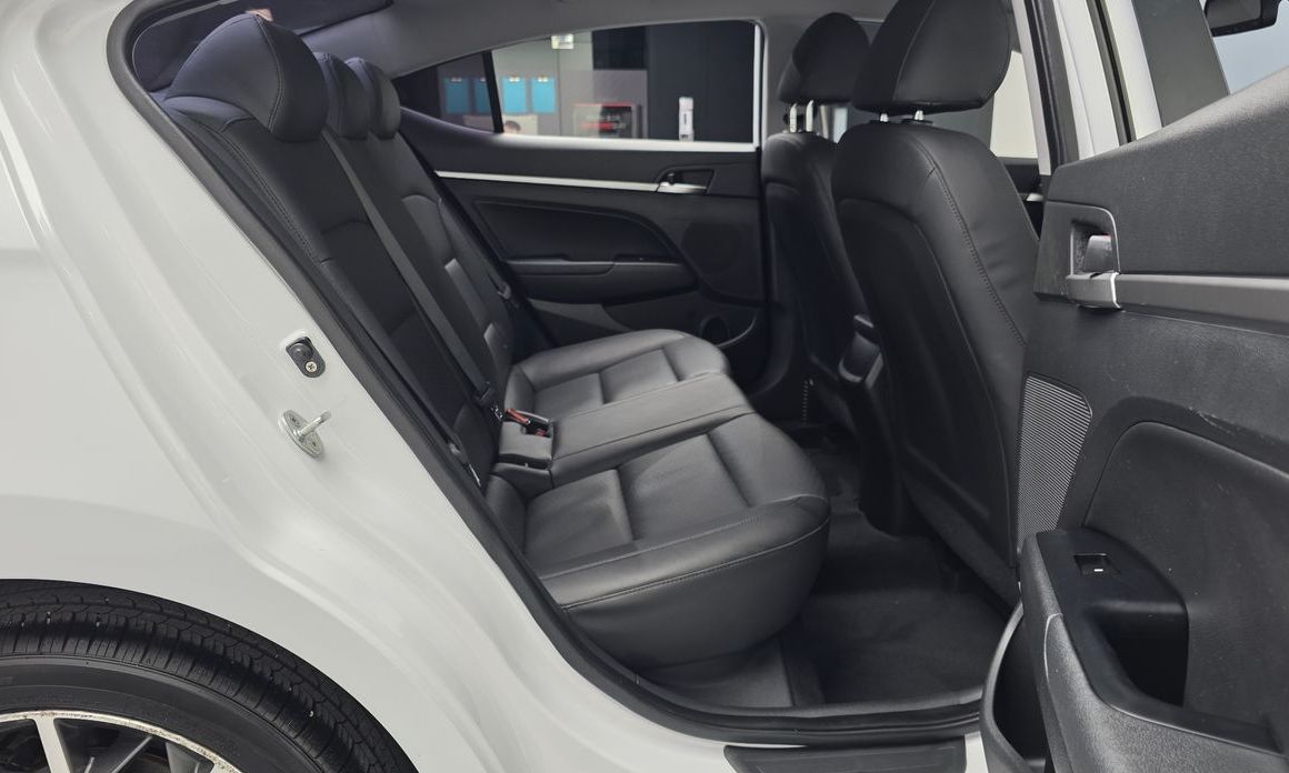 Hyundai AVANTE 2019