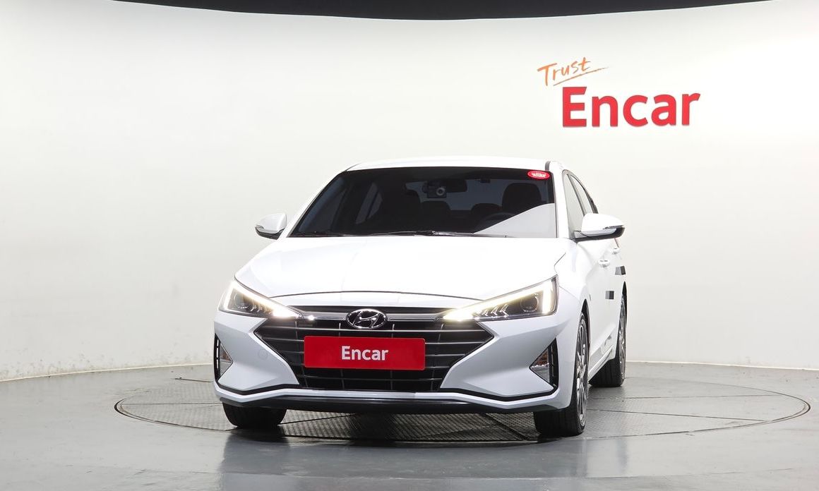 Hyundai AVANTE 2019