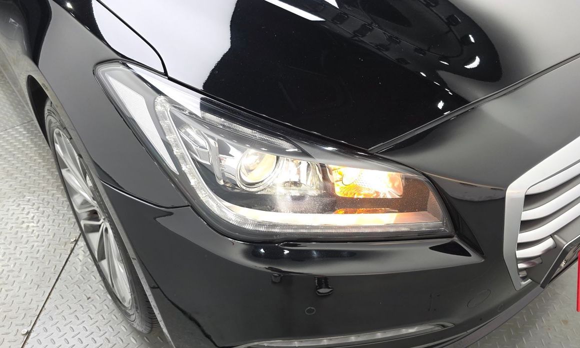 Hyundai Genesis 2015