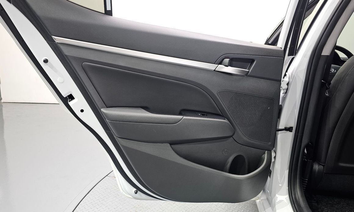 Hyundai AVANTE 2020