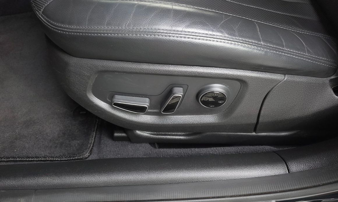 Hyundai Genesis 2015